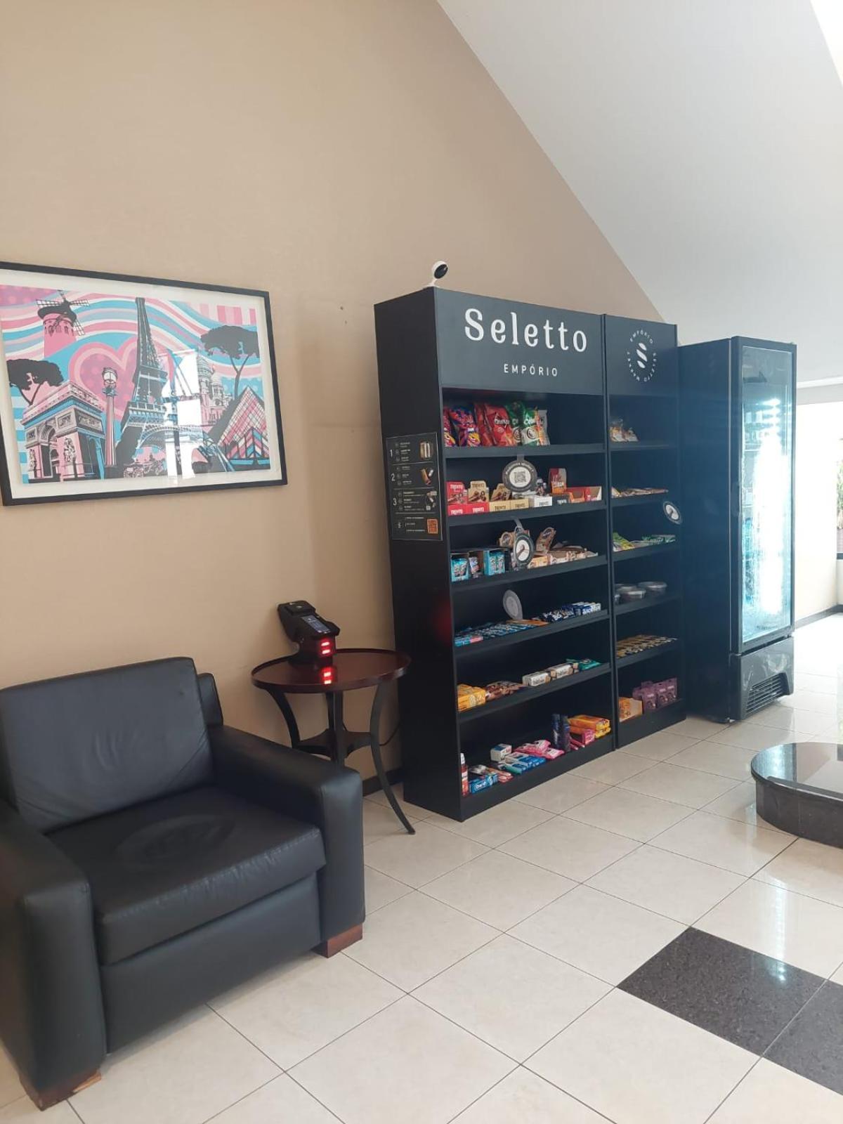Flat Borges Lagoa Vl Mariana Ibirapuera Com Garagem Uh1007 3*