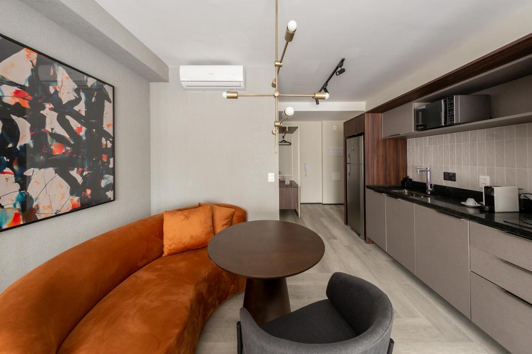 Charlie On The Parc Ibirapuera Hotel 4*