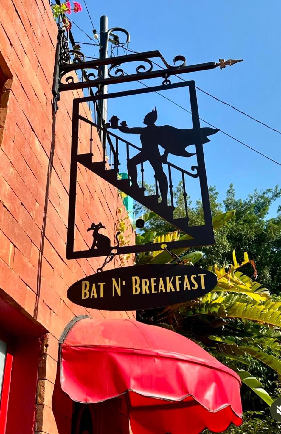Hostel Bat N Breakfast No Beco Do Batman Sao Paulo