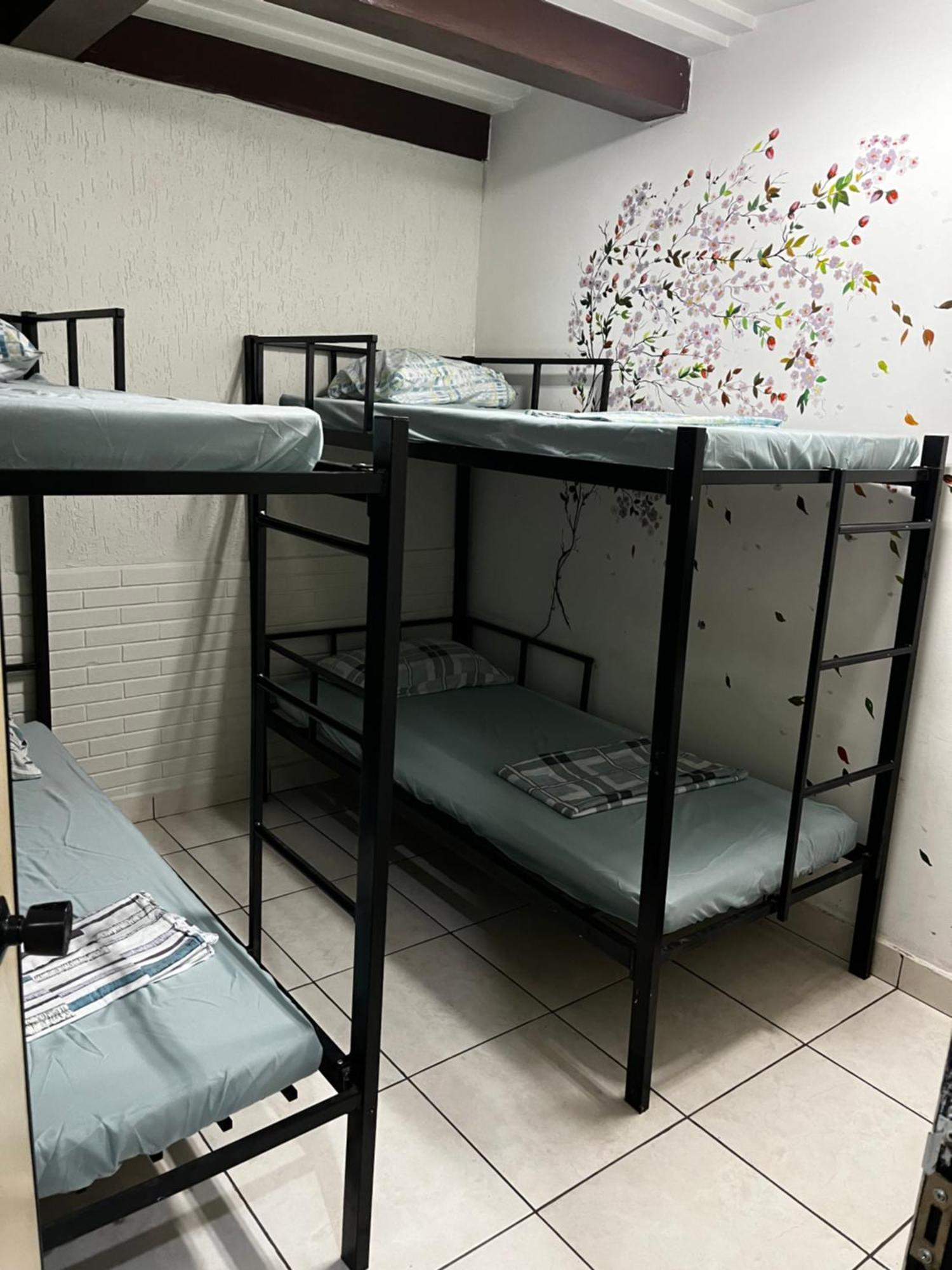 Albergue Center Sp *