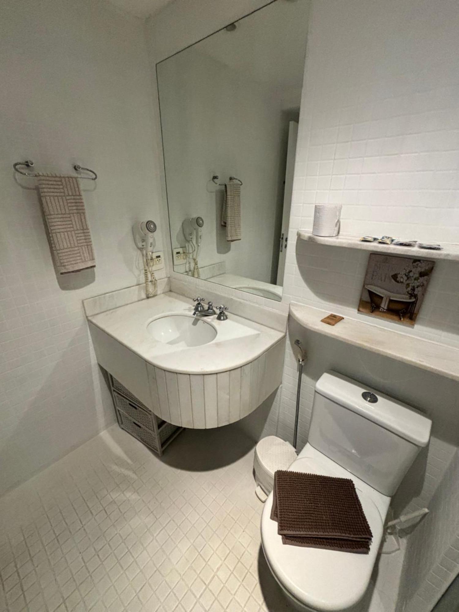 Flat Estaza Luxo Moema Ibirapuera Com Garagem Piscina 202 Sao Paulo