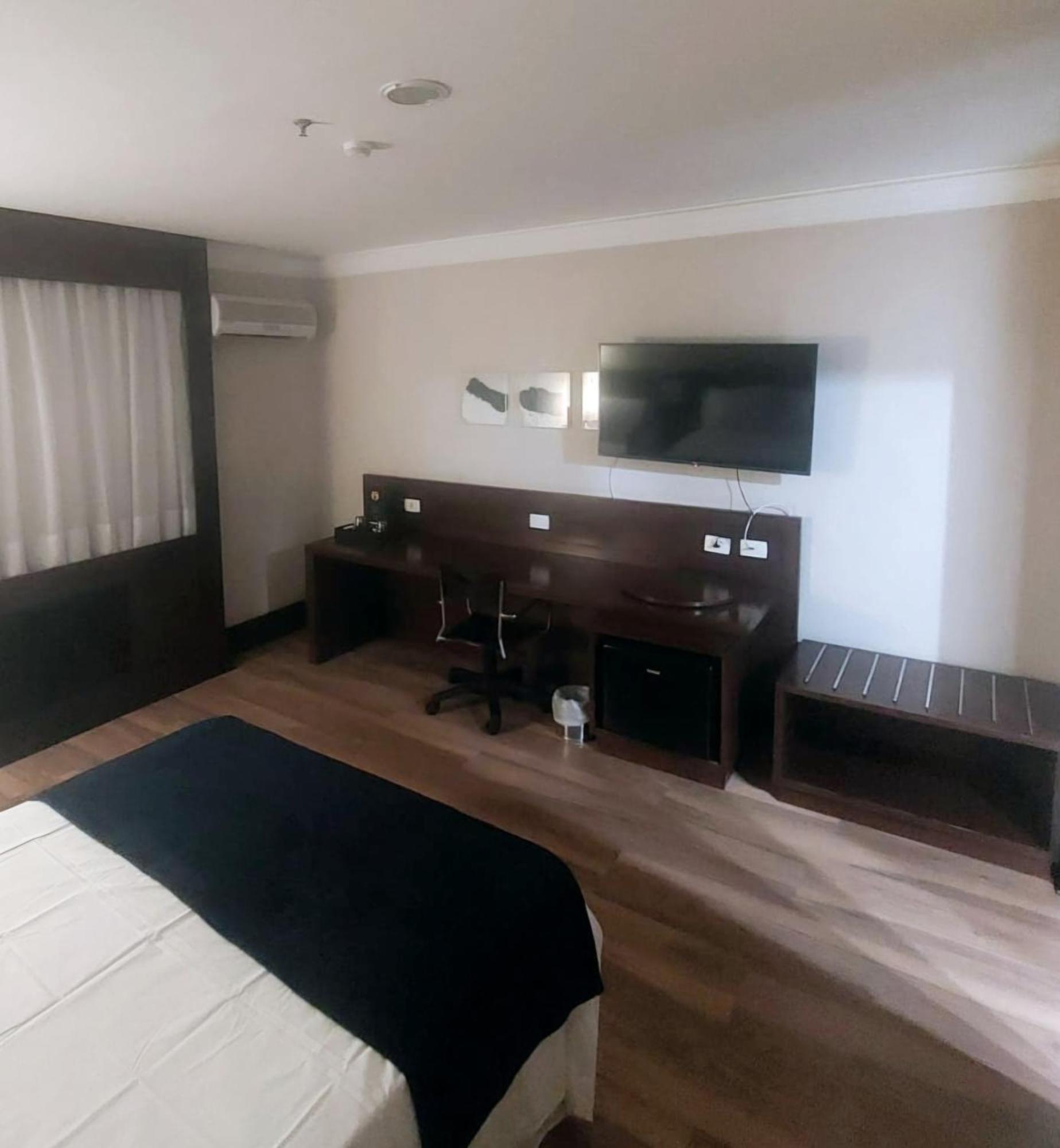 Aeroporto Congonhas Uh 116 Com Estacionamento Hotel 4*