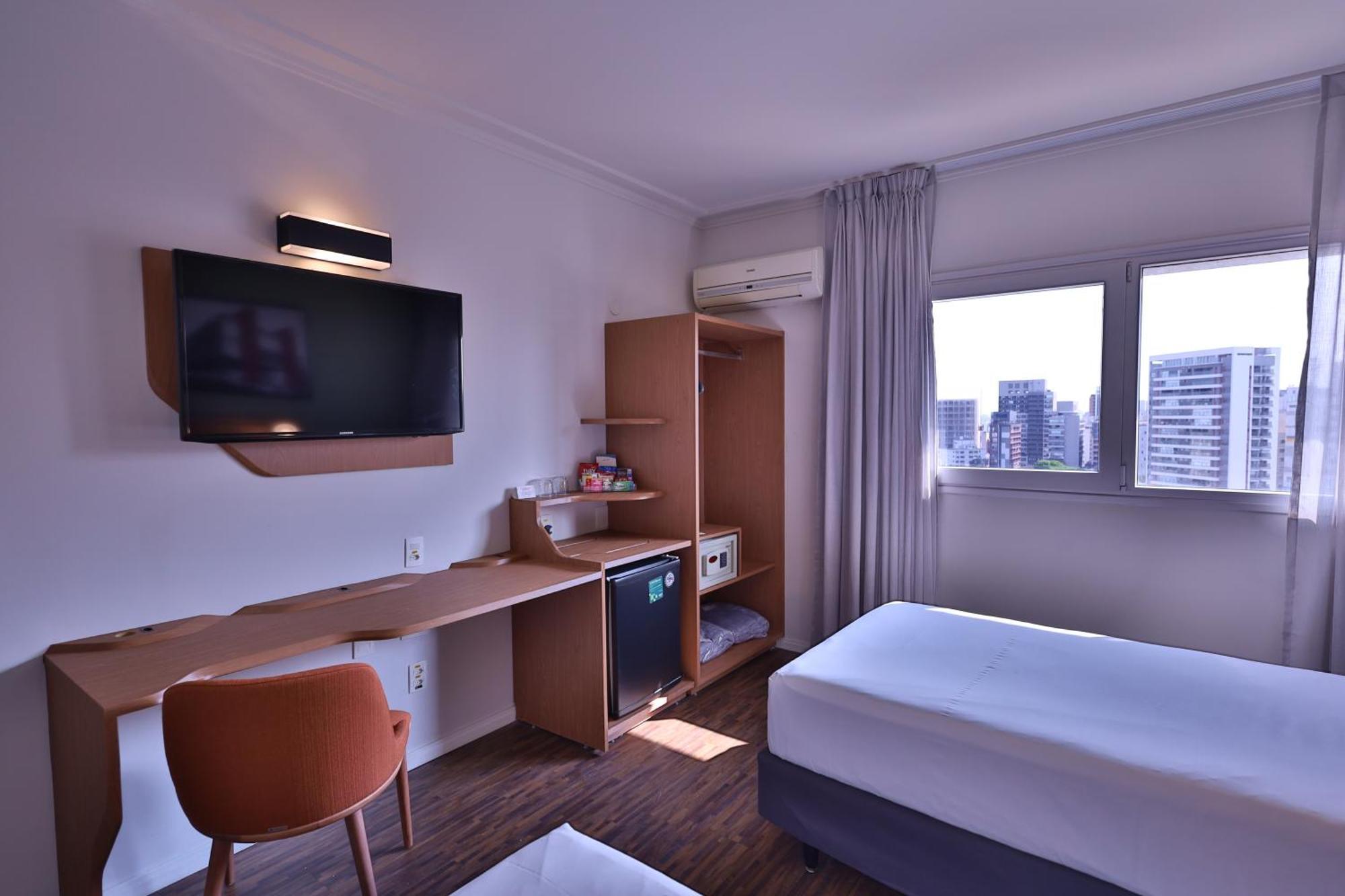 Transamerica Executive Nova Paulista 4*