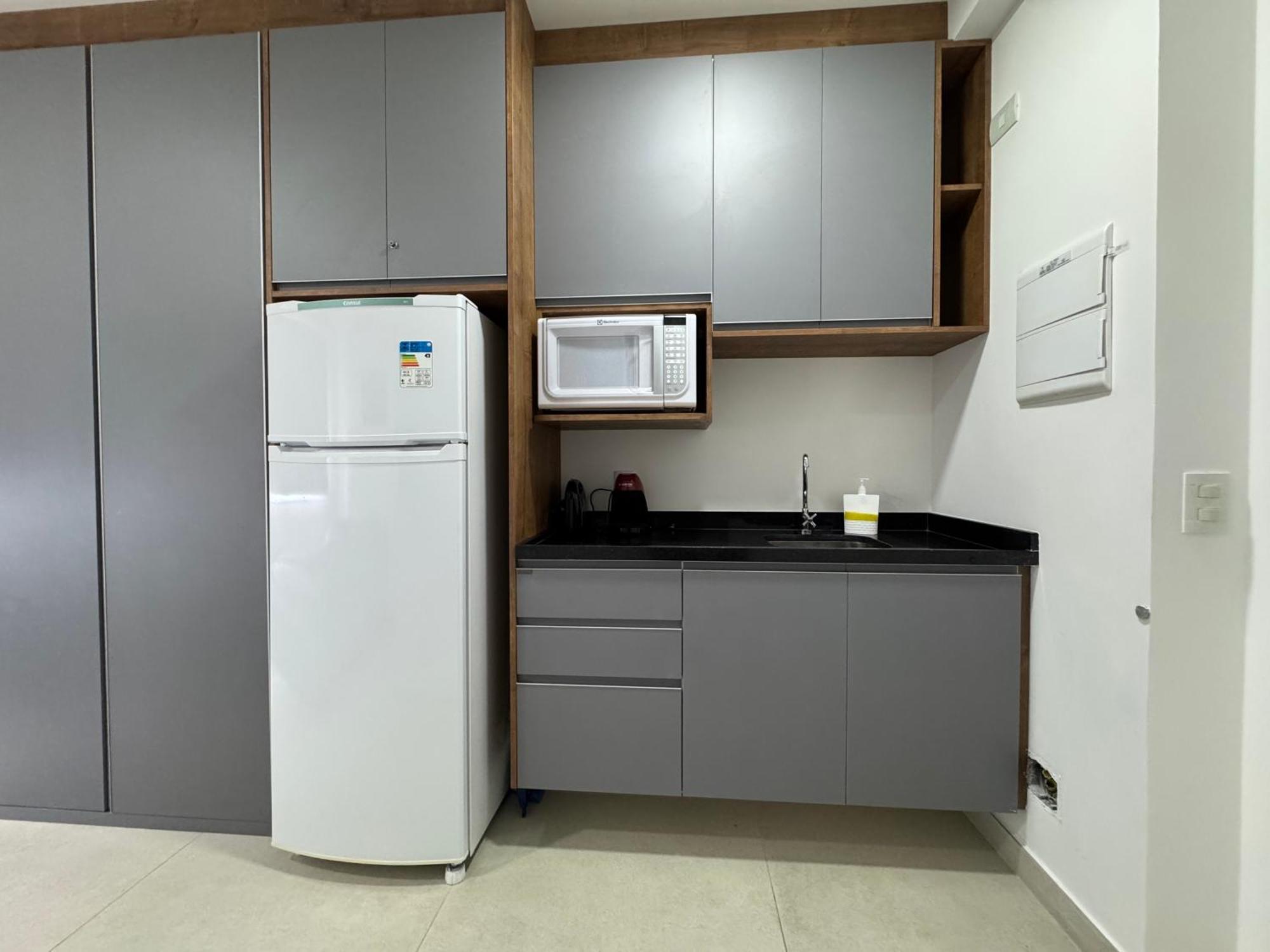 Căn hộ 513 - Cozy & Complete, Walk To Hospitals, Ibirapuera & Av Paulista! *