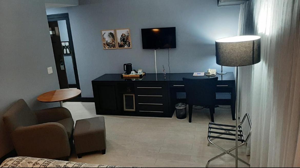 4 Estrelas Ao Lado Do Wtc Berrini Aparthotel