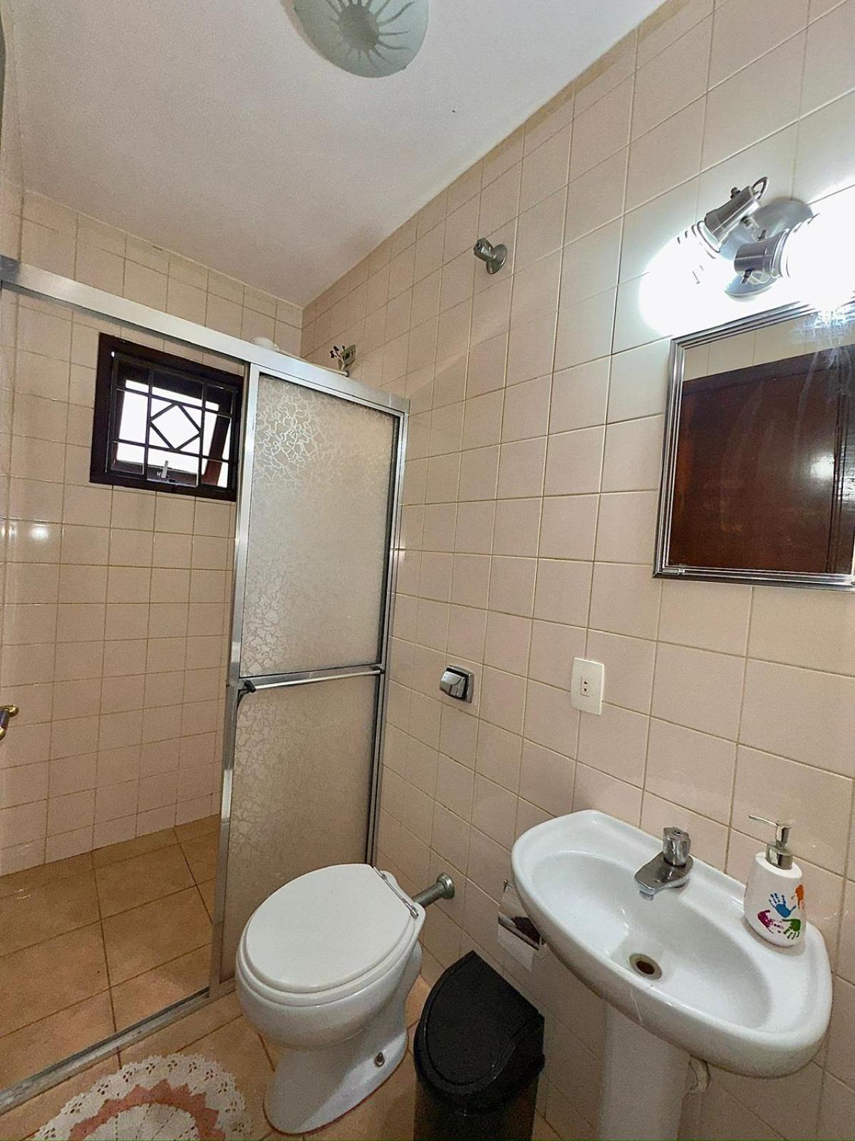 Lulle Hostel *