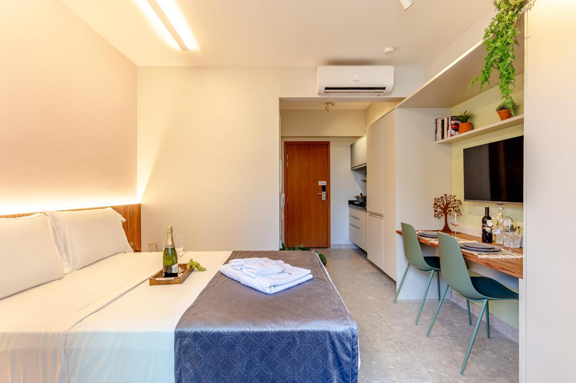 Moderno Em Pinheiros Com Ac | Brazilian Corner Daire *