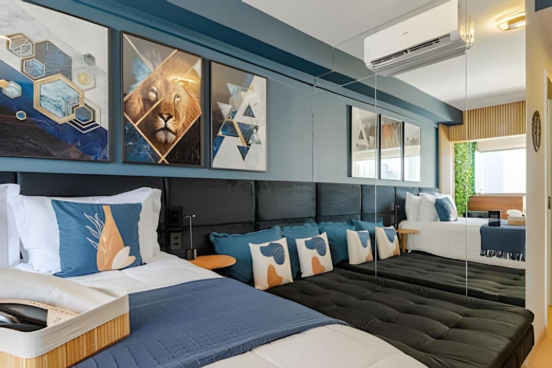 Pinheiros I Faria Lima, Apto Studio, 50m Metro, Piscina, Wi-fi Apartment *