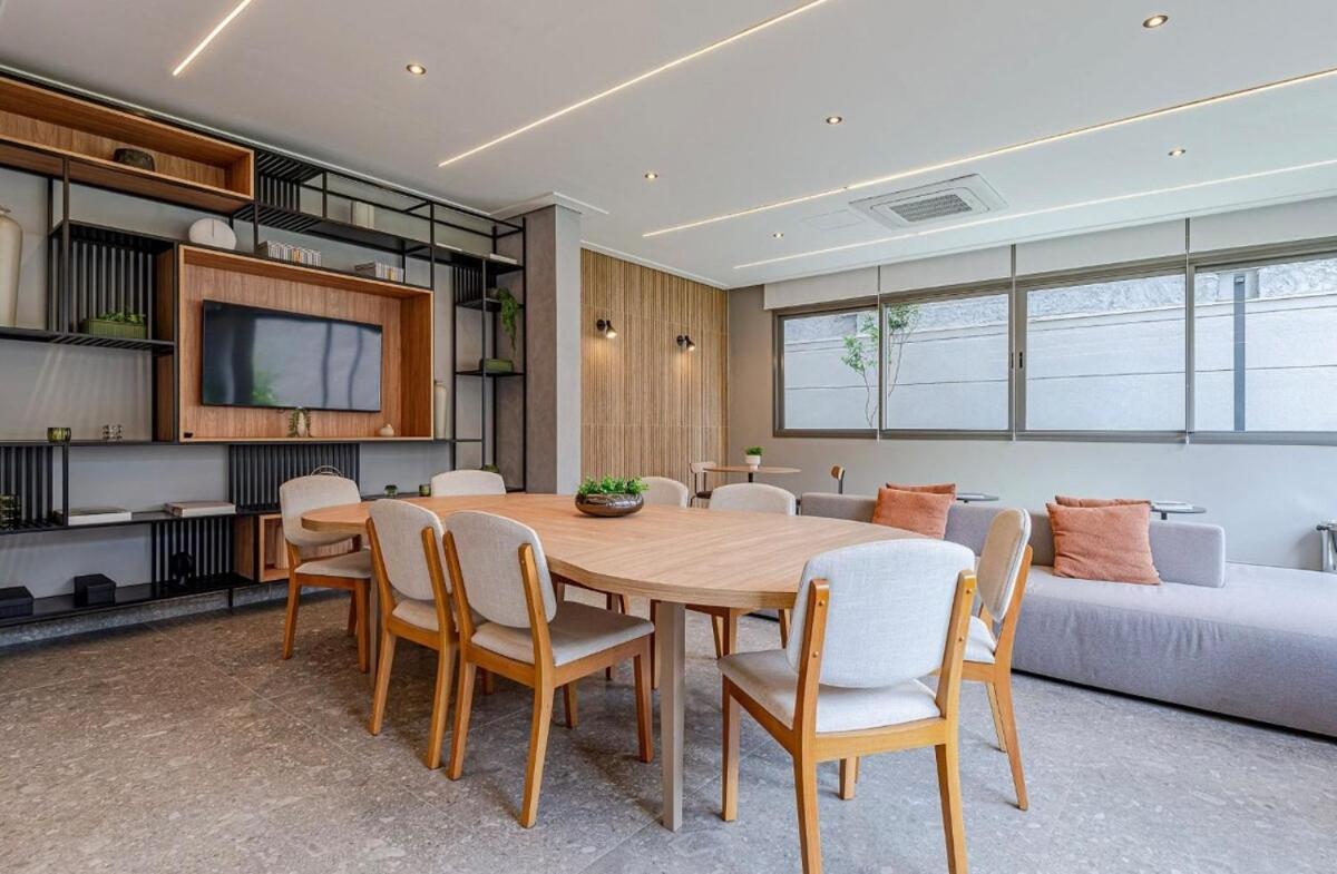 Pinheiros I Faria Lima, Apto Studio, 50m Metro, Piscina, Wi-fi Apartment