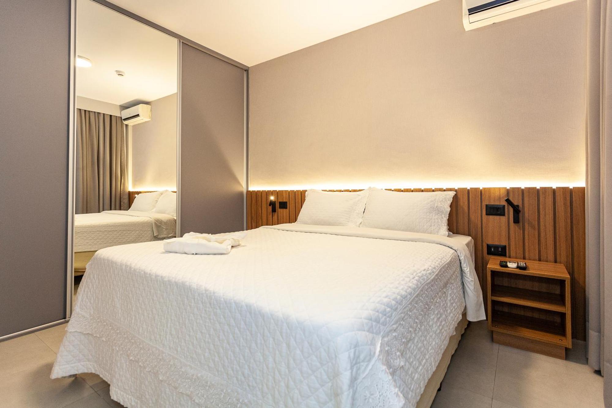 Travel Premium Flats Paulista Wall Street Hotel 4*