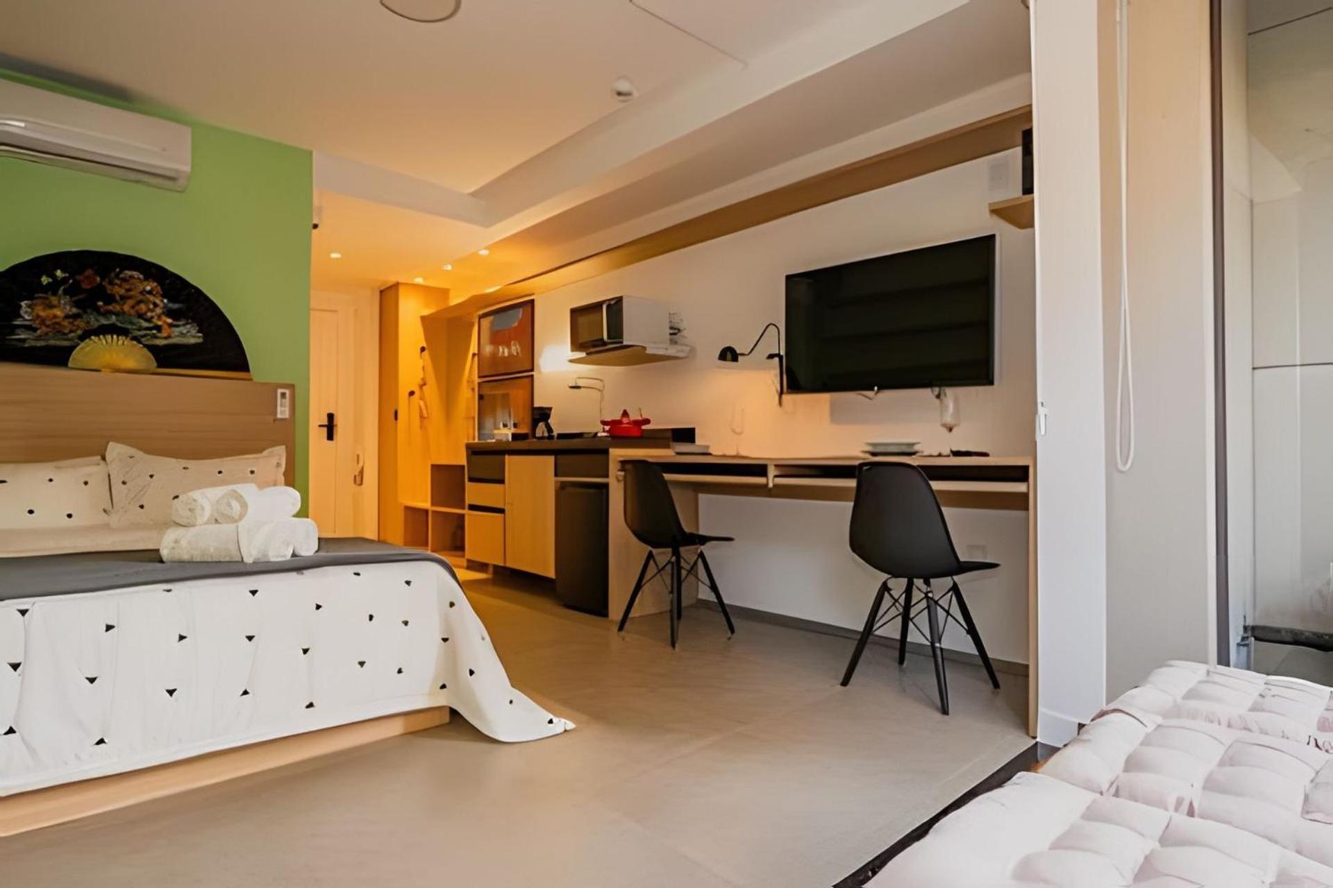 Charmoso 212 Belint Daire *