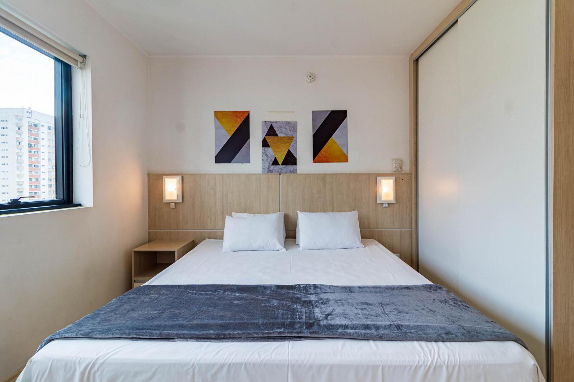 Hotel Flat Fabuloso Ibirapuera Com Garagem 4*