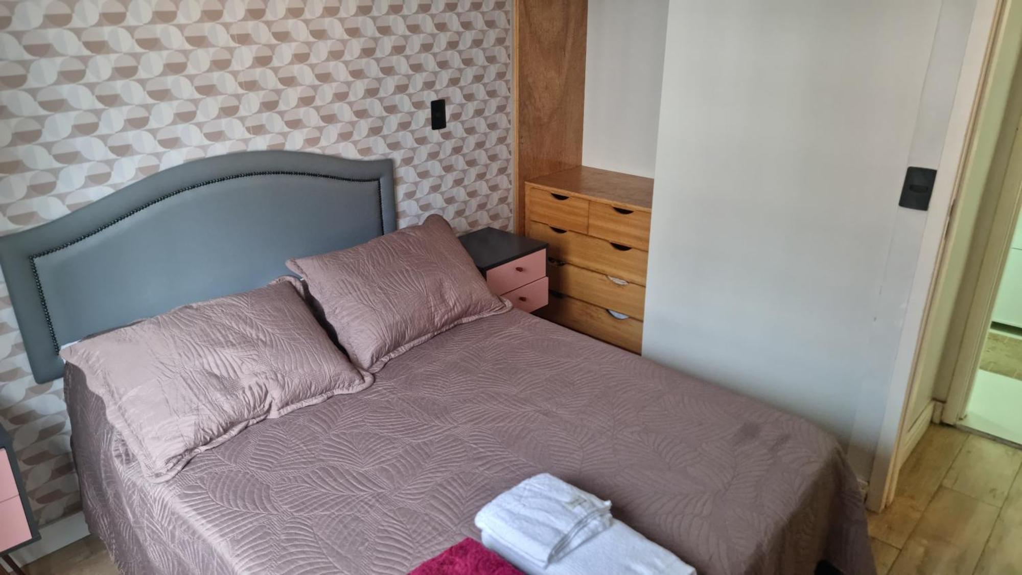Living - Apto Completo Com Um Daire