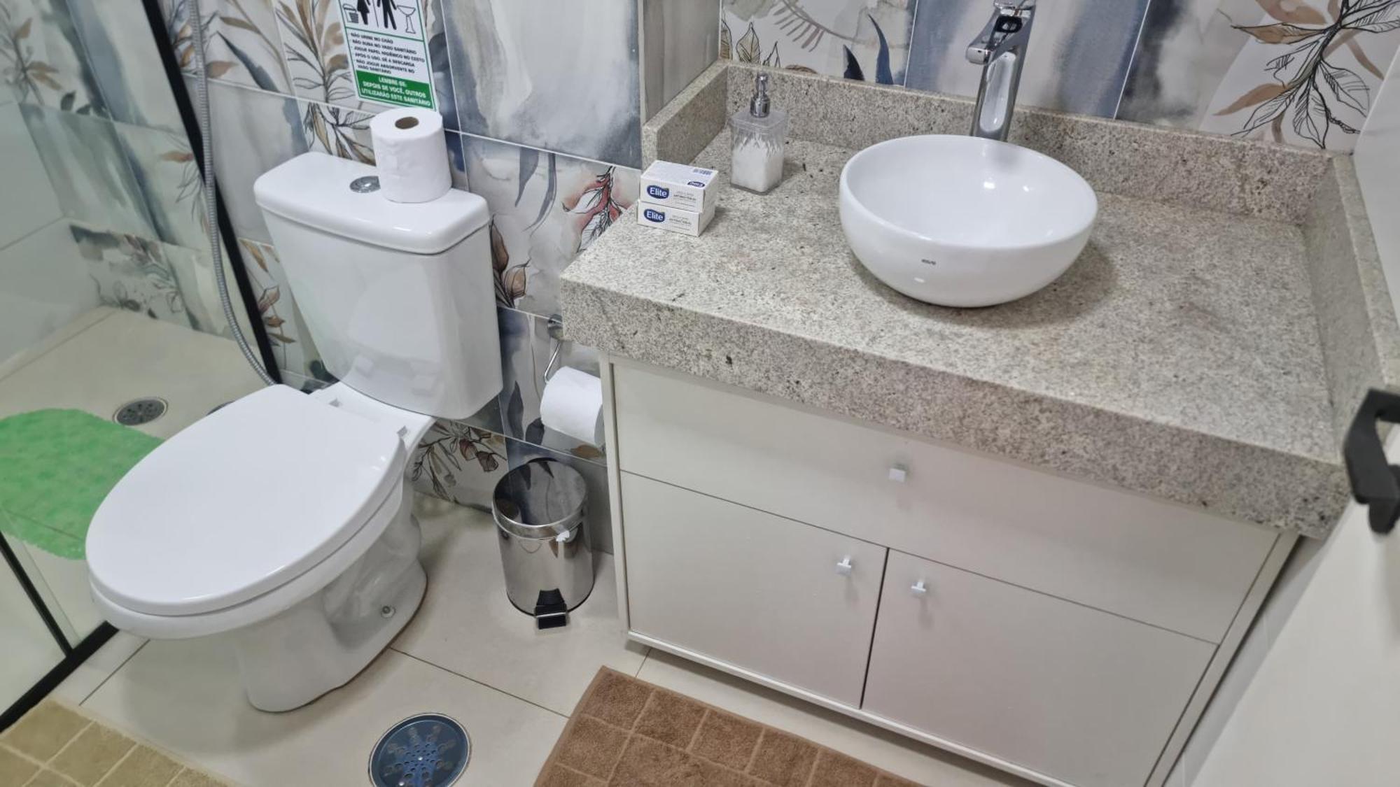 Living - Apto Completo Com Um Daire *