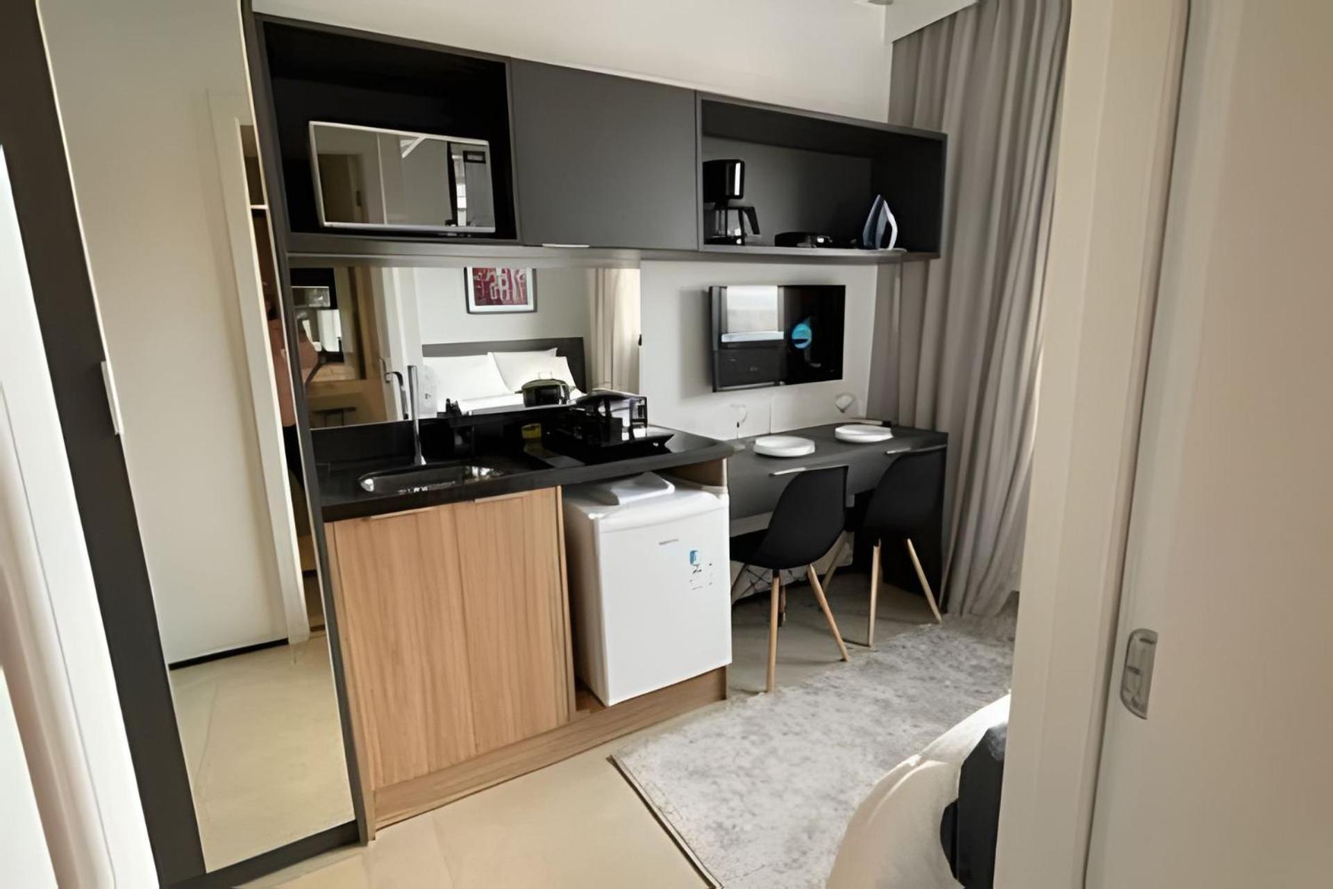Compacto Prox Hosp Sirio 2104