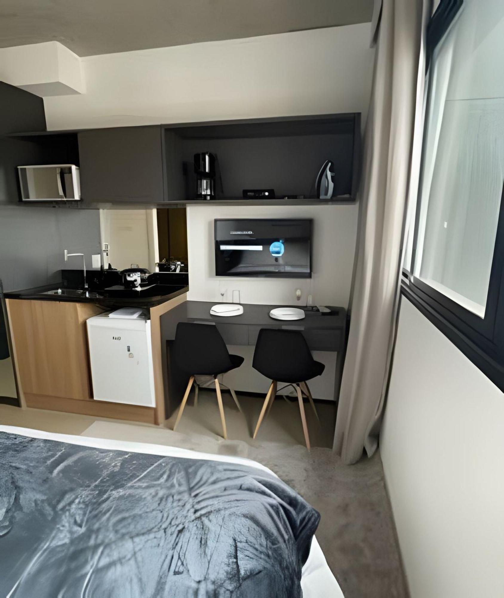 Compacto Prox Hosp Sirio 2104 Apartment *