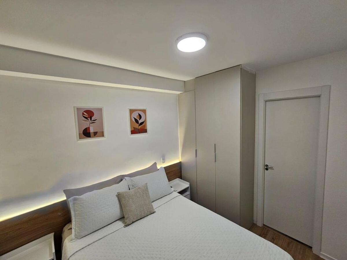Apartment Em Pinheiros - 500m Do Metro Faria Lima