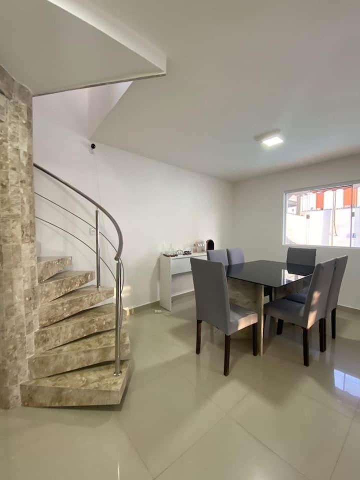 Casa Com Piscina Em Cabo Frio *