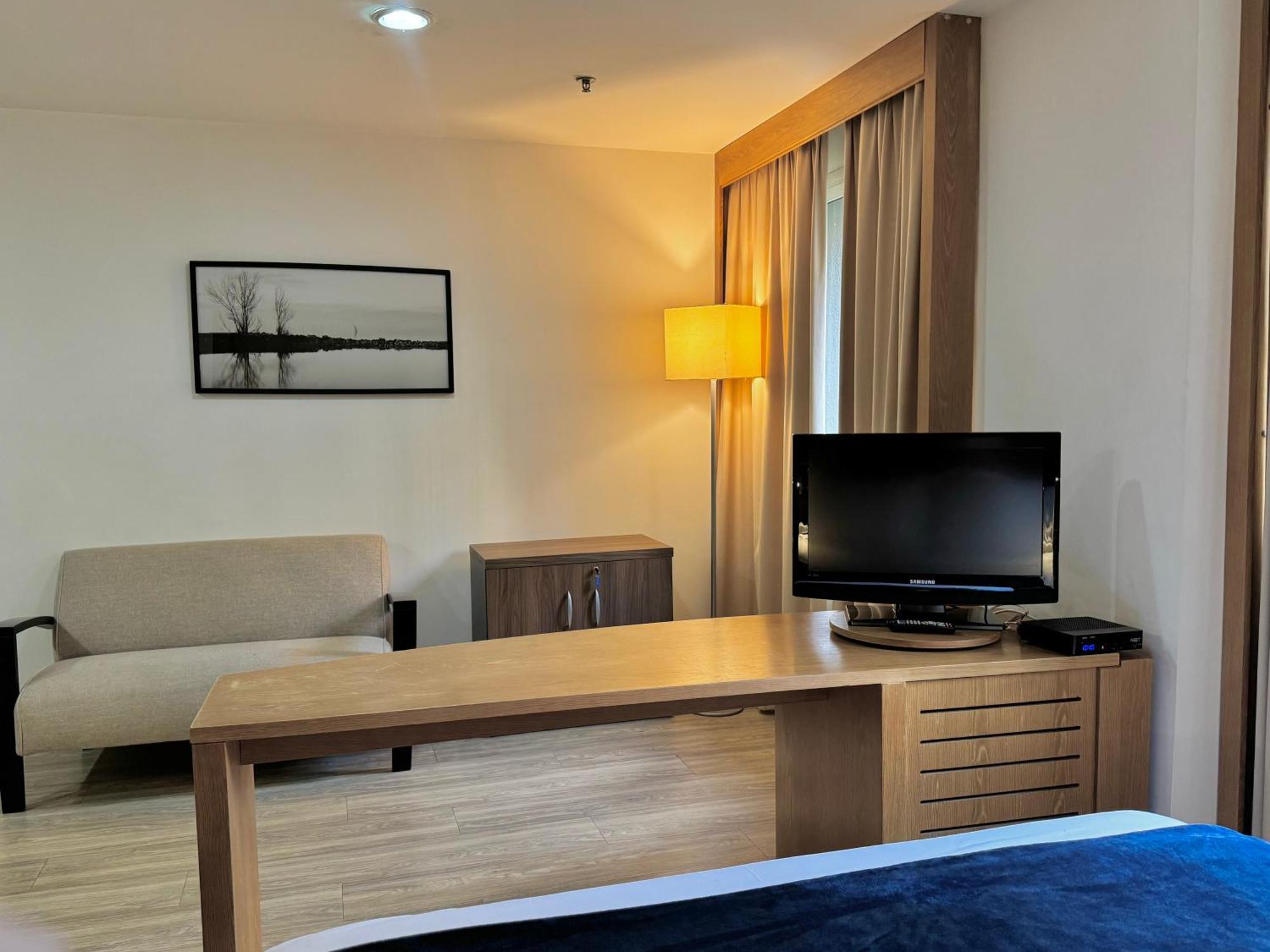 - Av Paulista Hotel