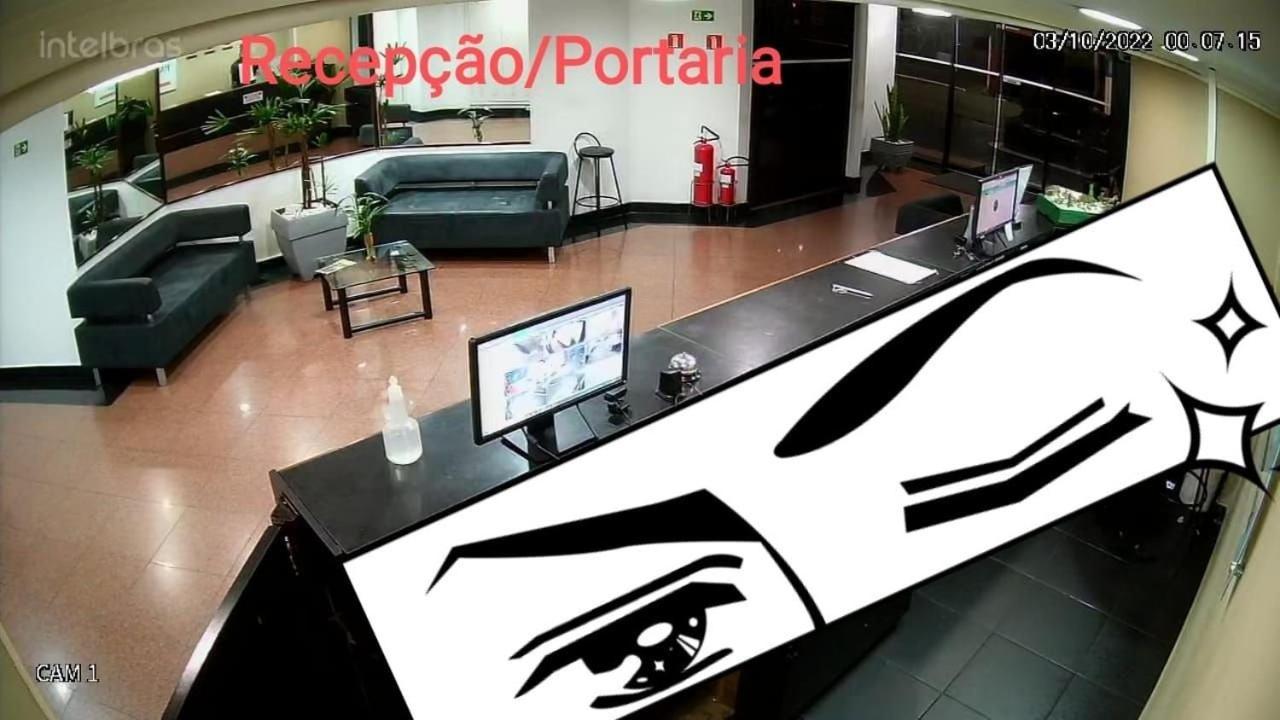 Daire Alucinante, Liberdade , Hakka E Hosp