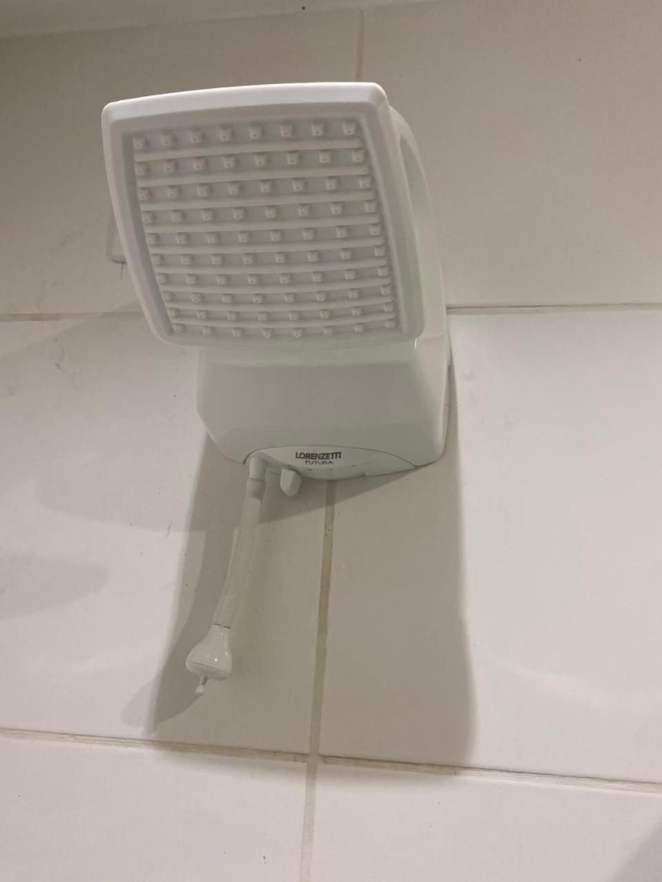 Espacoso Ii Com Piscina - Metro Bras