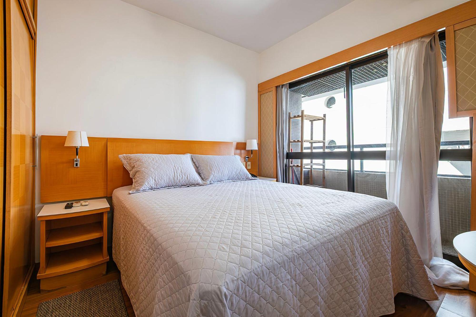 Flat 4 Estrelas Jardins -