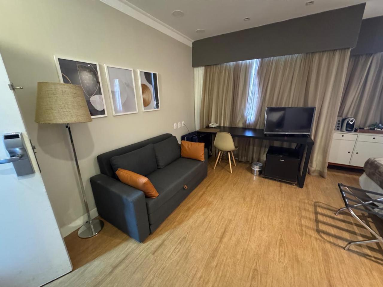 Flat Congonhas 4*