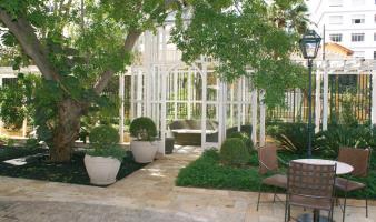 Jardins Estanconfor Ii Plus Hotel