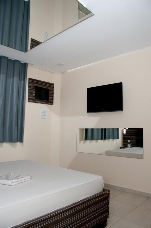 Hippus (adults Only) 3*