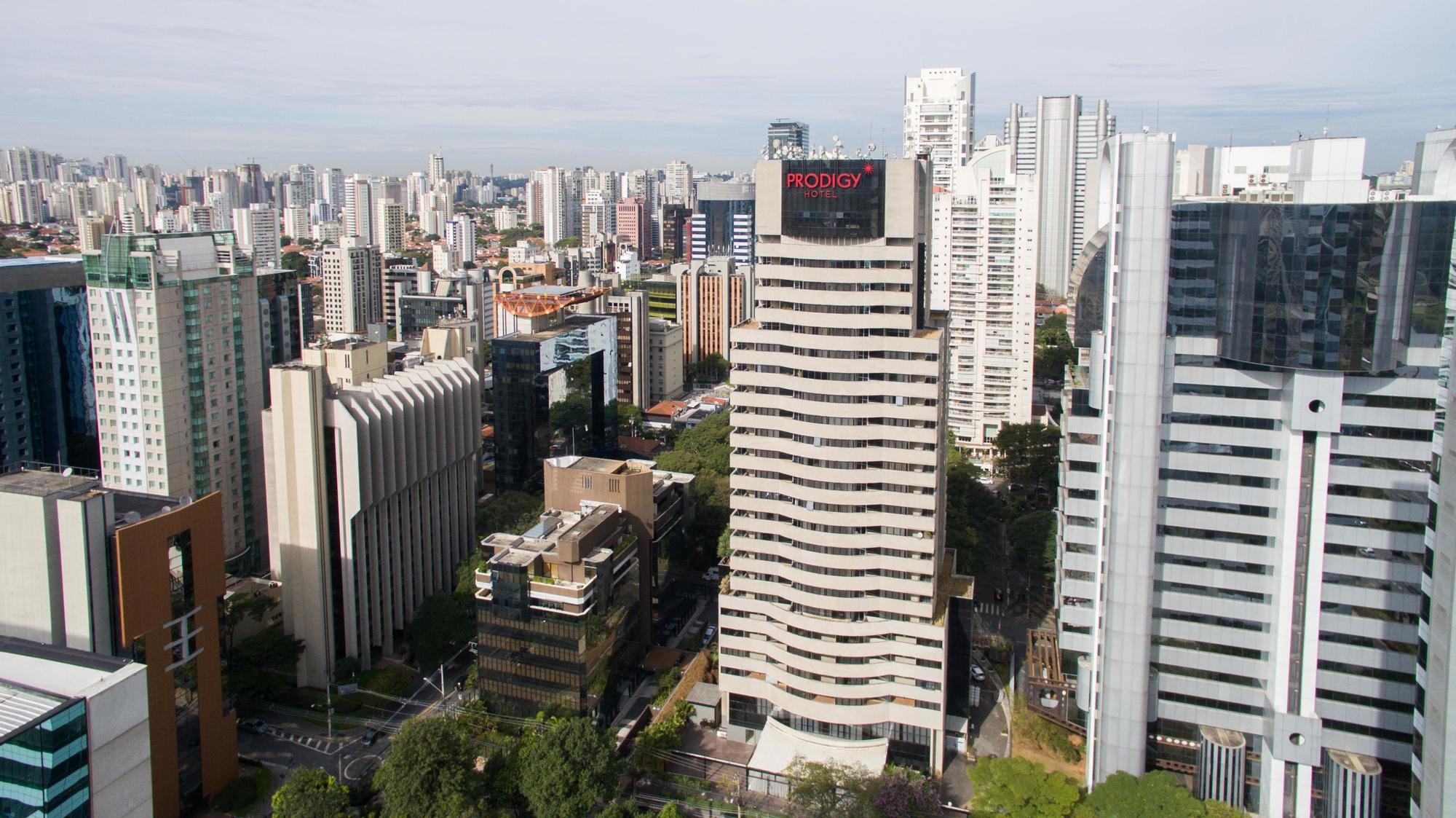 Hotel Transamerica Berrini 4*