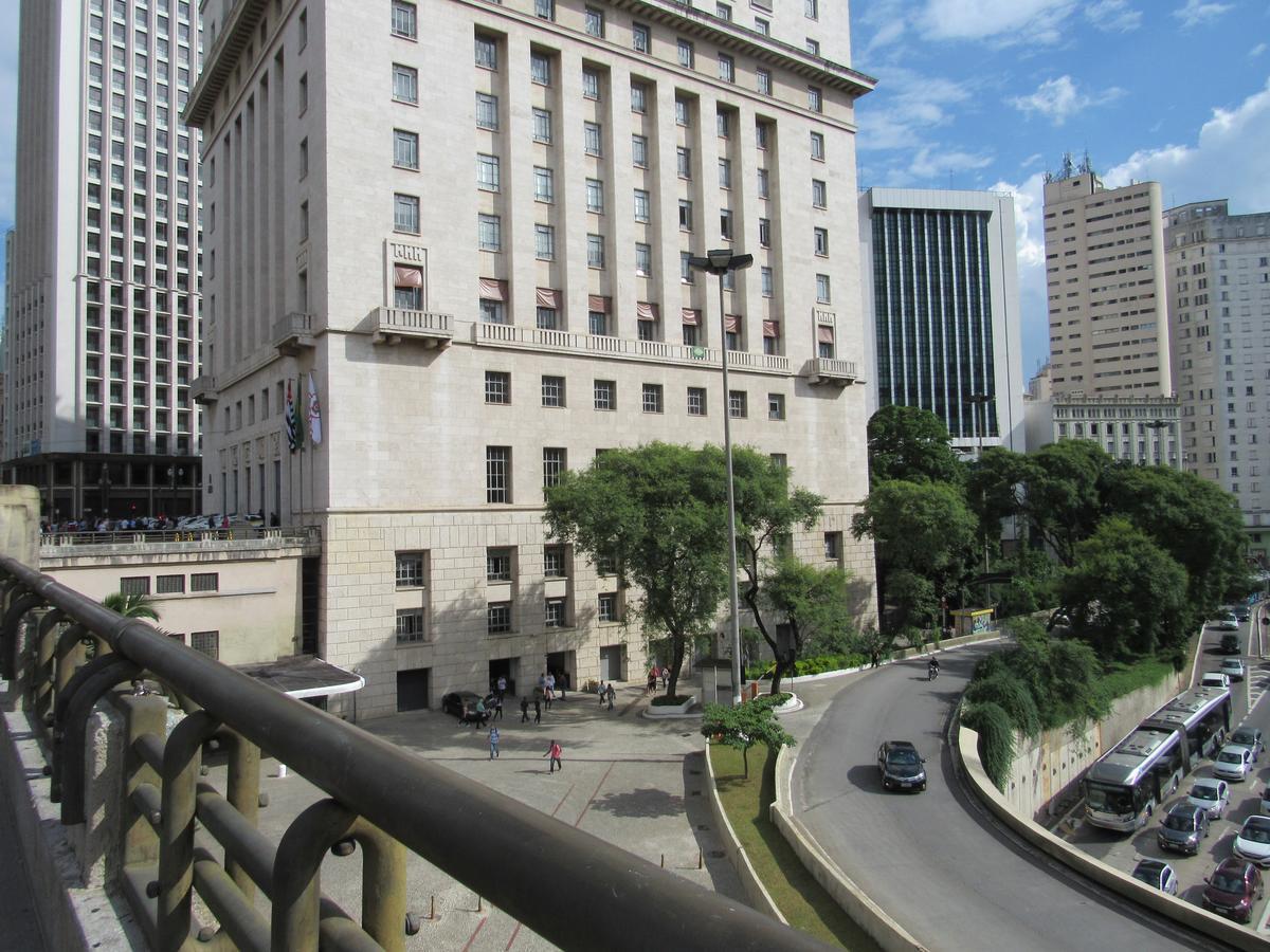 Moraes: Near 25 De Março And Sampa Sky *