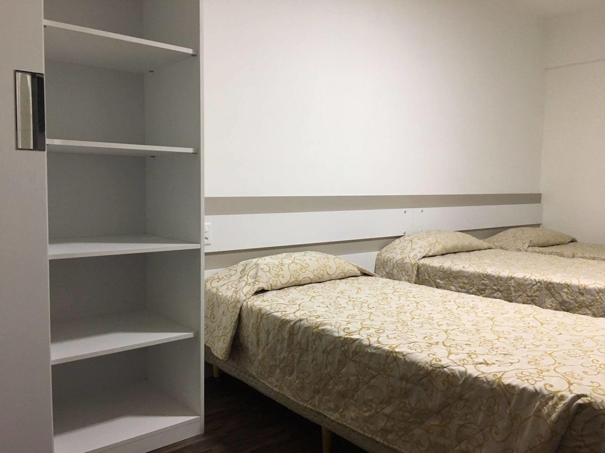 Khách sạn Cardim Plaza 3*