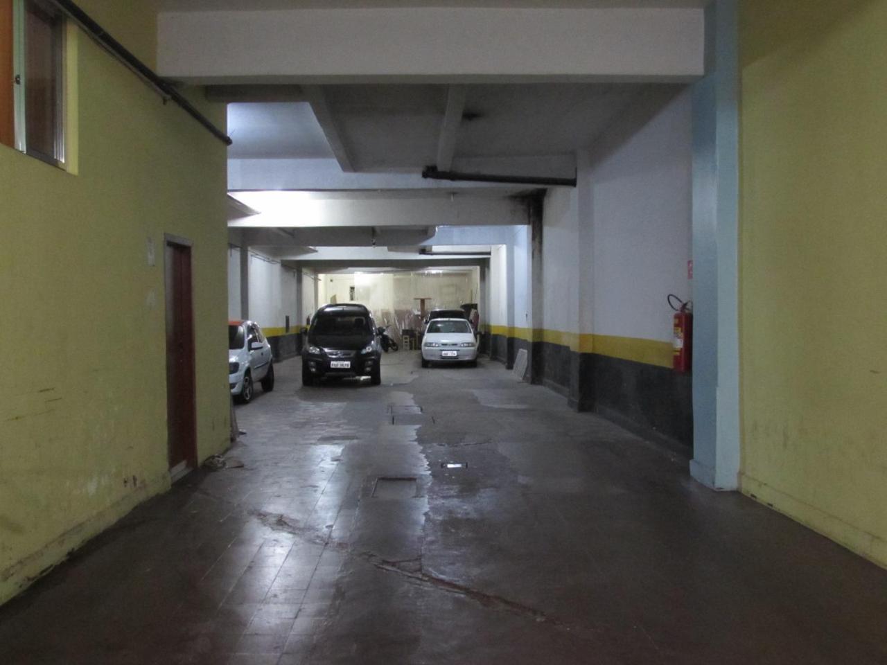 Ideal Fliper Com Estacionamento Gratis Para Carro Pequeno Altura Padrao 