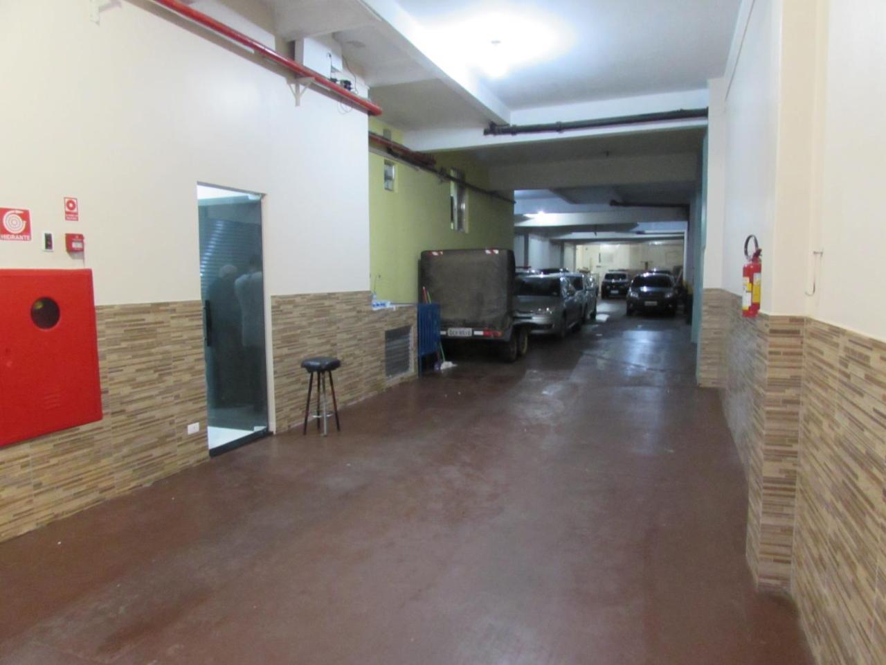 Ideal Fliper Com Estacionamento Gratis Para Carro Pequeno Altura Padrao 
