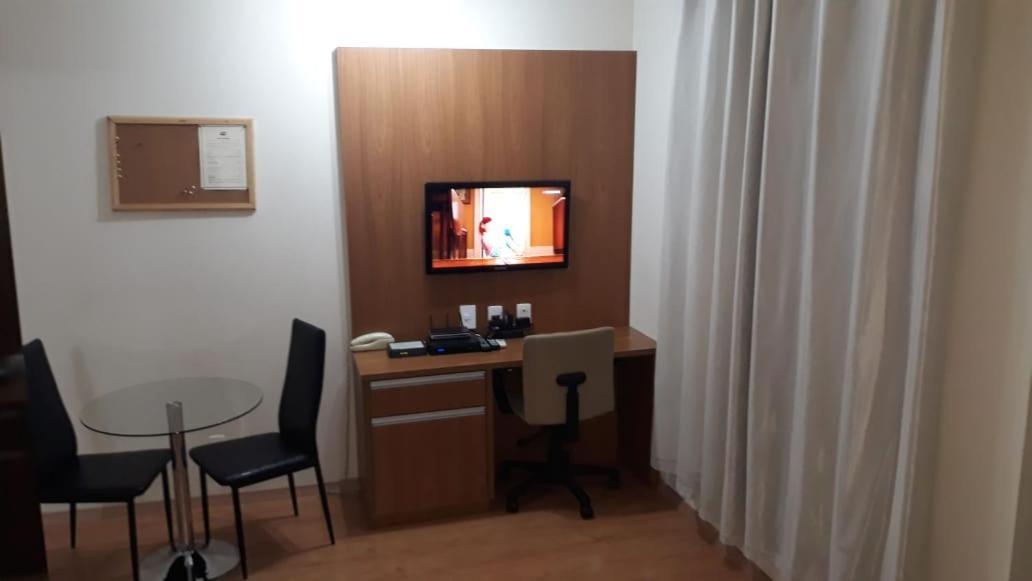 E-Suites Congonhas Com Cozinha Compacta