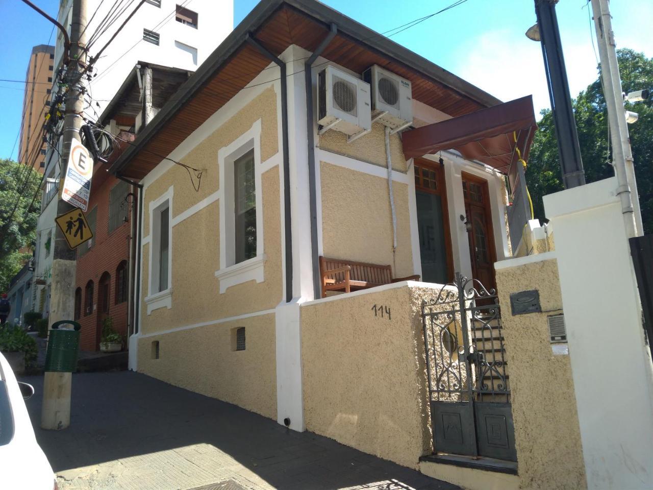 Asrama Pamplona Global *