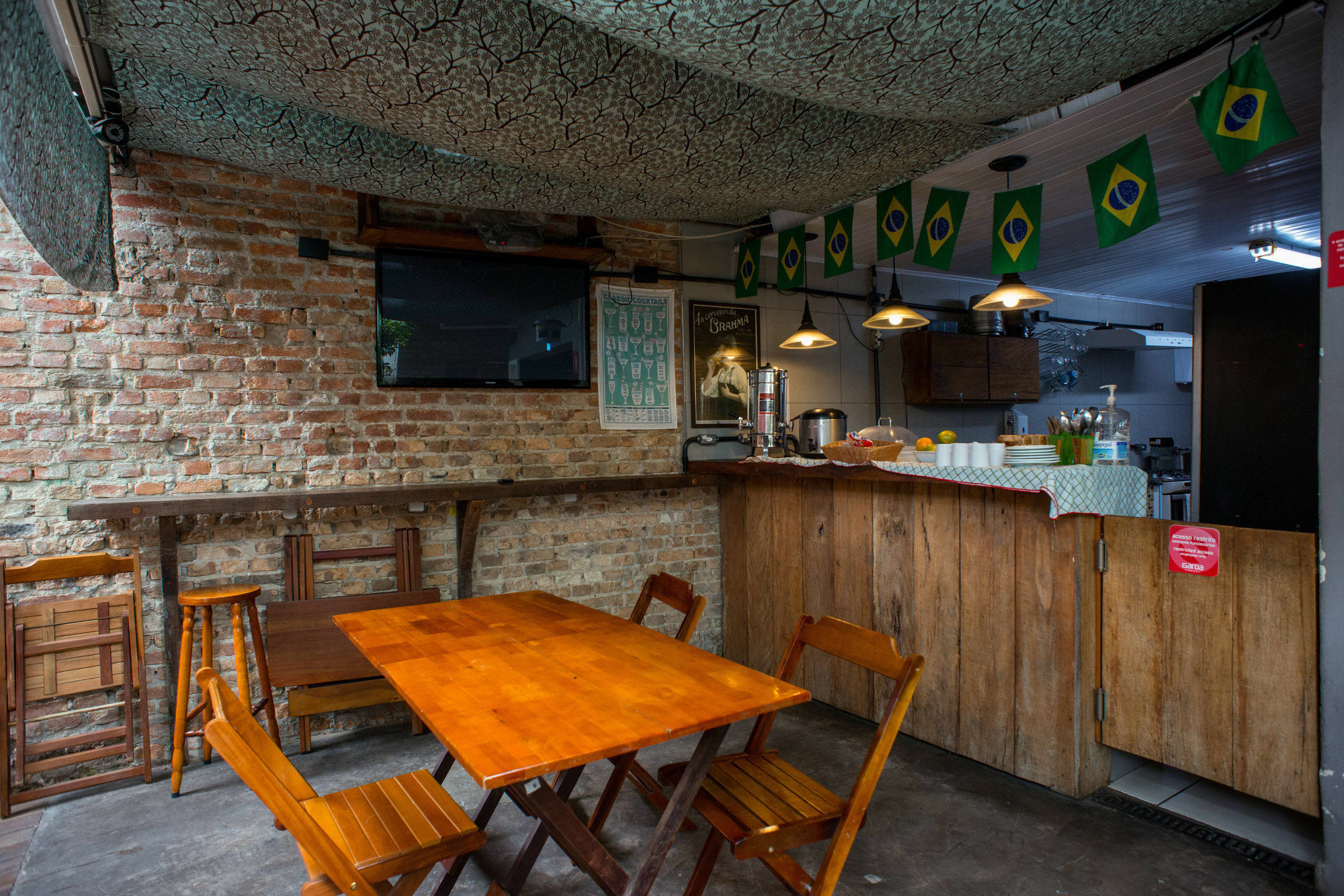 Albergue Garoa *