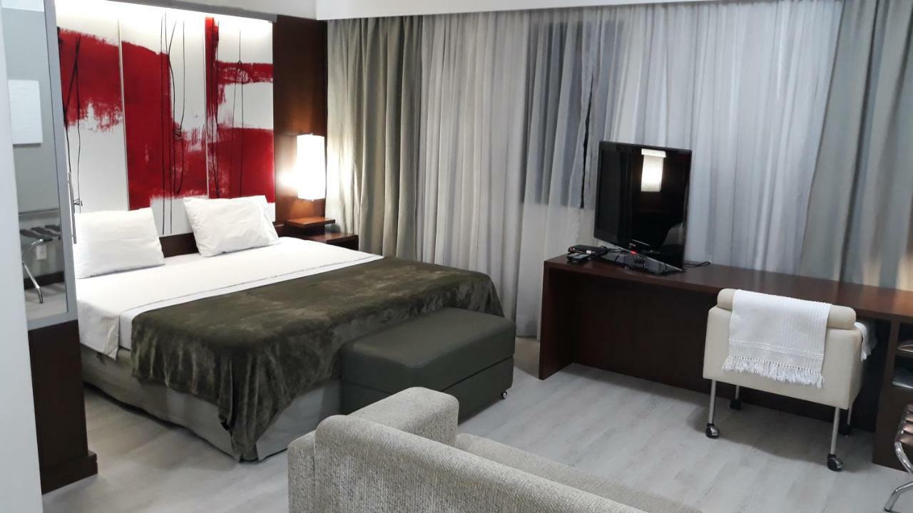 Flat International Business Ibirapuera, 2534 Moema