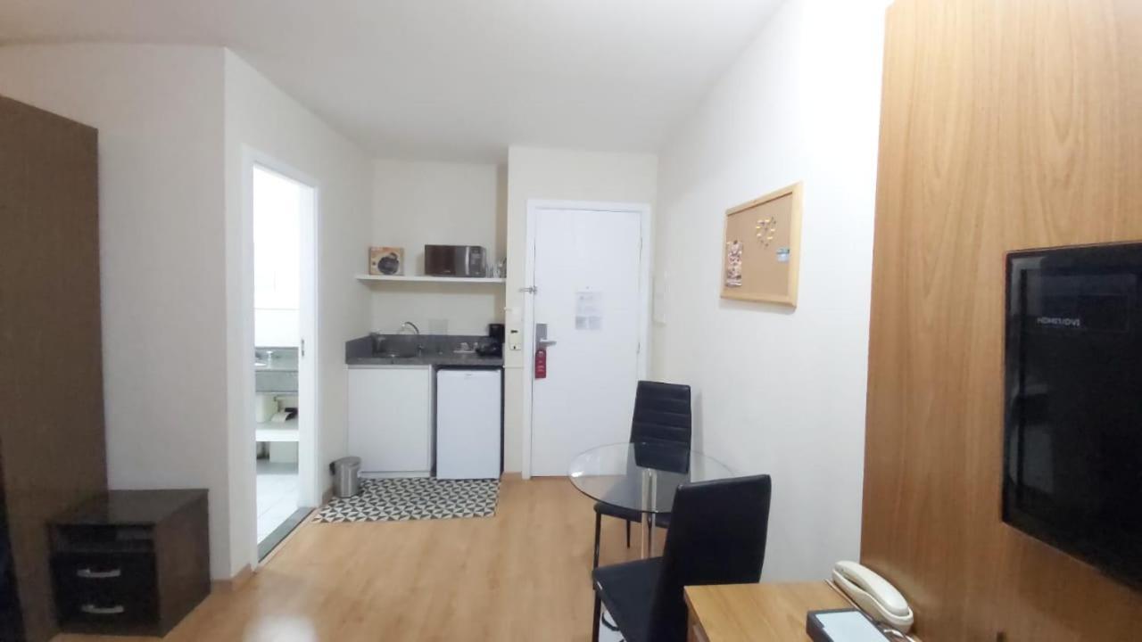E-Suites Congonhas Com Cozinha Compacta