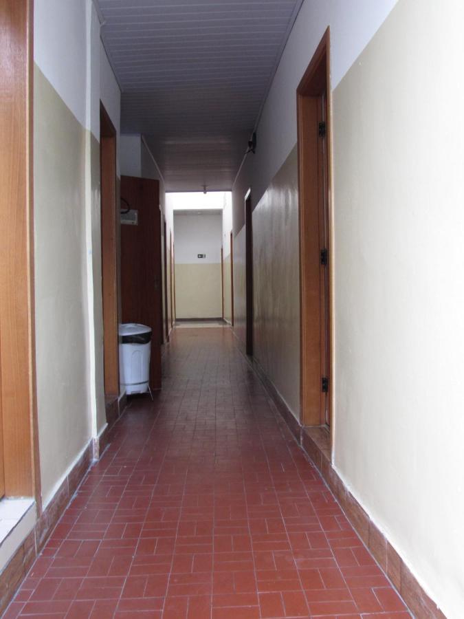 Hospedaria Meni Sob Nova Direcao Proximo Ao Bras E 25 De Marco Hostel
