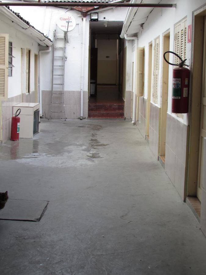 Hostel Hospedaria Meni Sob Nova Direcao Proximo Ao Bras E 25 De Marco Sao Paulo