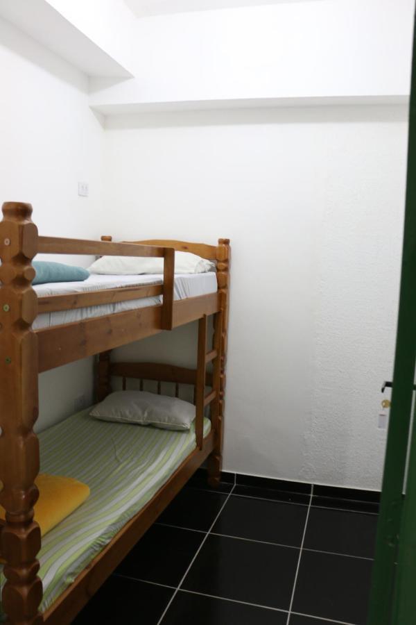 Hostel Deck *