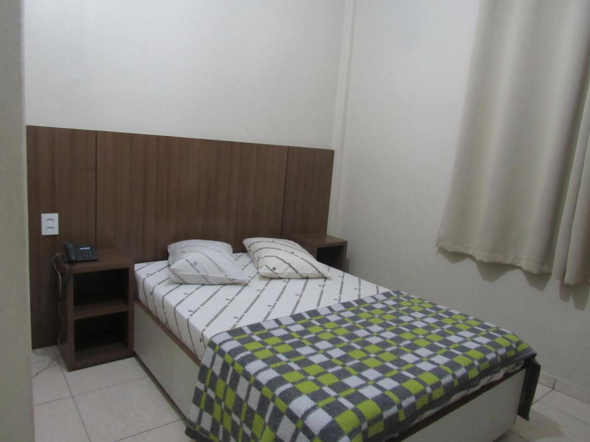 Hotel Moraes: Near 25 De Março And Sampa Sky