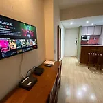 Qi Intelligence Flat Ibirapuera Proximo Do Metro Moema Uh1306