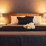 Urbanature Filme & Arte - Comfort Hostel Brooklin