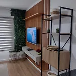 Studio Novo No Tatuape Ao Lado Do Metro Carrao