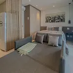 Unique - Px Av Paulista/Hosp. Sirio Libanes C/Vaga