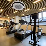 Studio Amplo Com A/C E Piscina No Terraco
