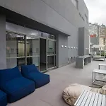 Hospedagem Ao Lado Da Vida Noturna De Sp By Dabra House