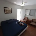 Casa Super Completa Com Cama King Size 5 Minutos Do Metro